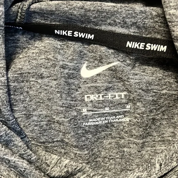 Nike Swim, Men’s Medium, Gray Hoodie, Lightweight, Dri-Fit, Sun Protection - Picture 5 of 6